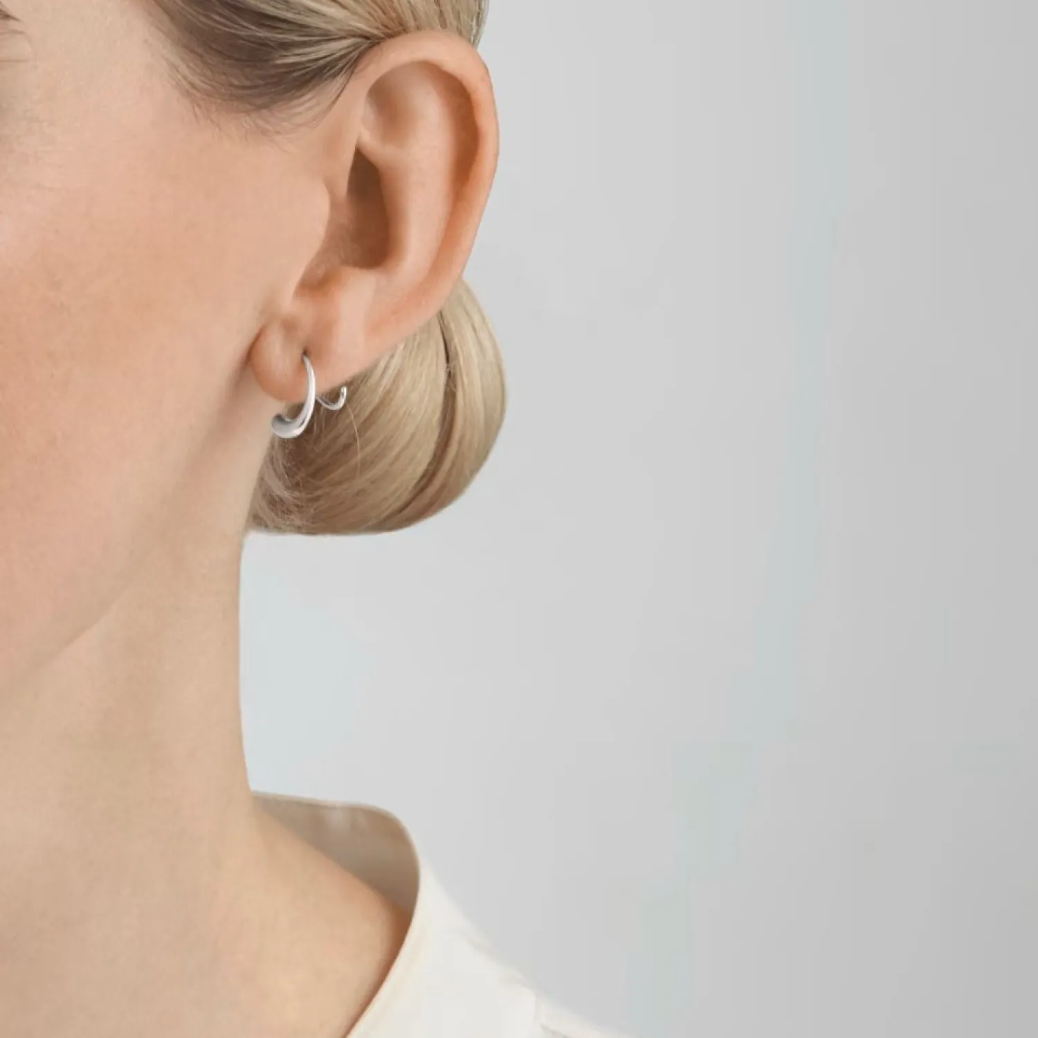 georg_jensen_mercy_oorsie_1-1.webp Best Mercy Oorsieraden 10015148 Oorsieraden | Zilver