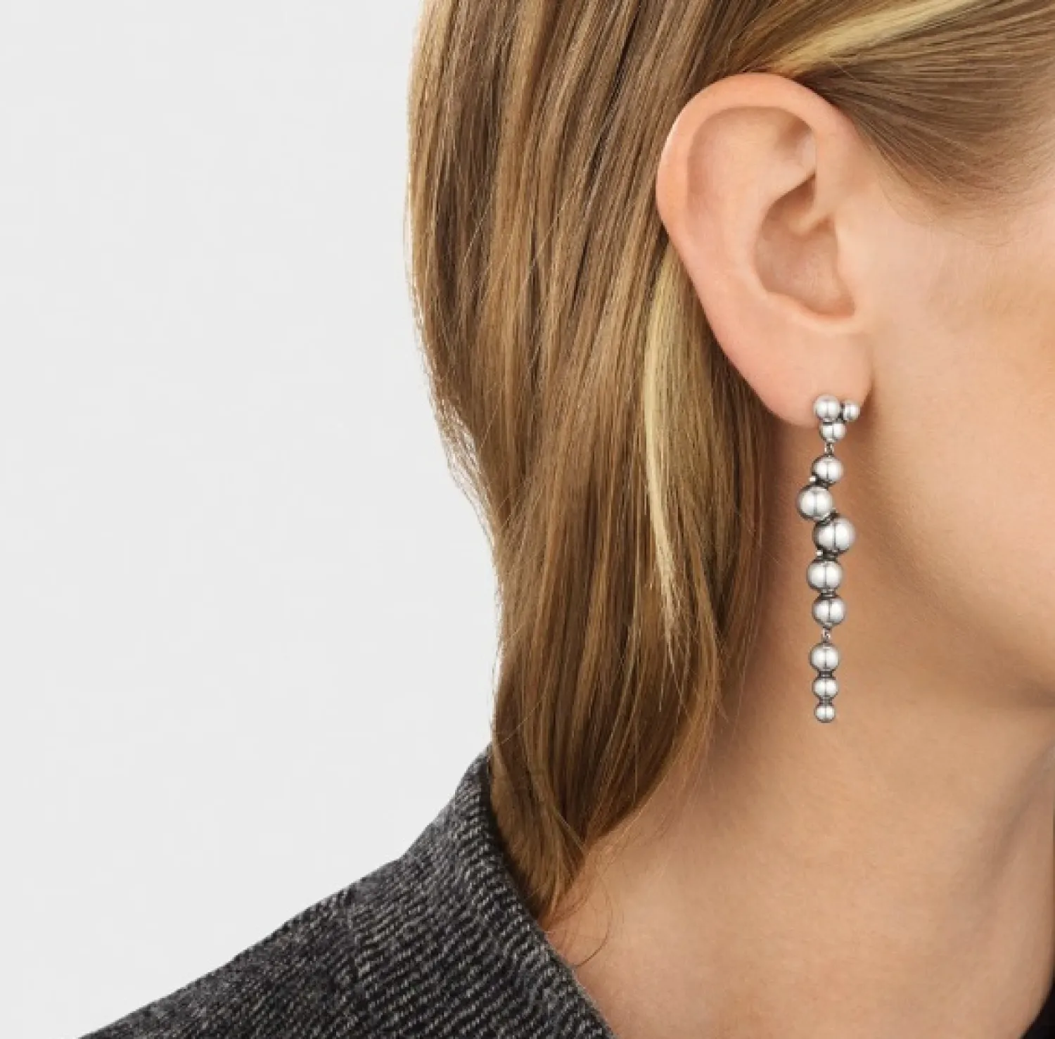 georg_jensen_moonlight_gr_1-3.webp Clearance Moonlight Grapes Oorsieraden 10019040 Oorsieraden | Zilver