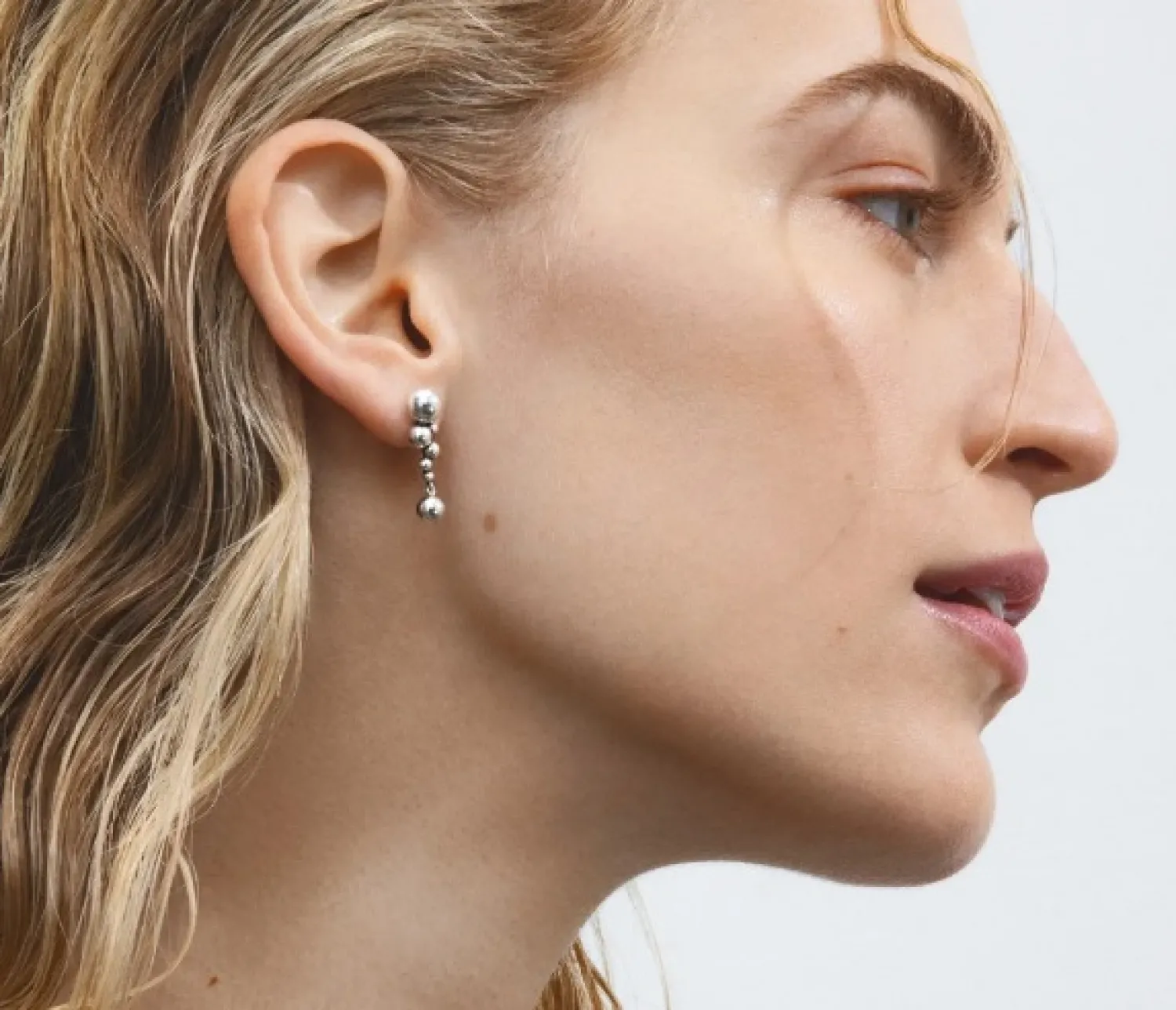 georg_jensen_moonlight_gr_1-4.webp Sale Moonlight Grapes Oorsieraden 20001410 Oorsieraden | Zilver