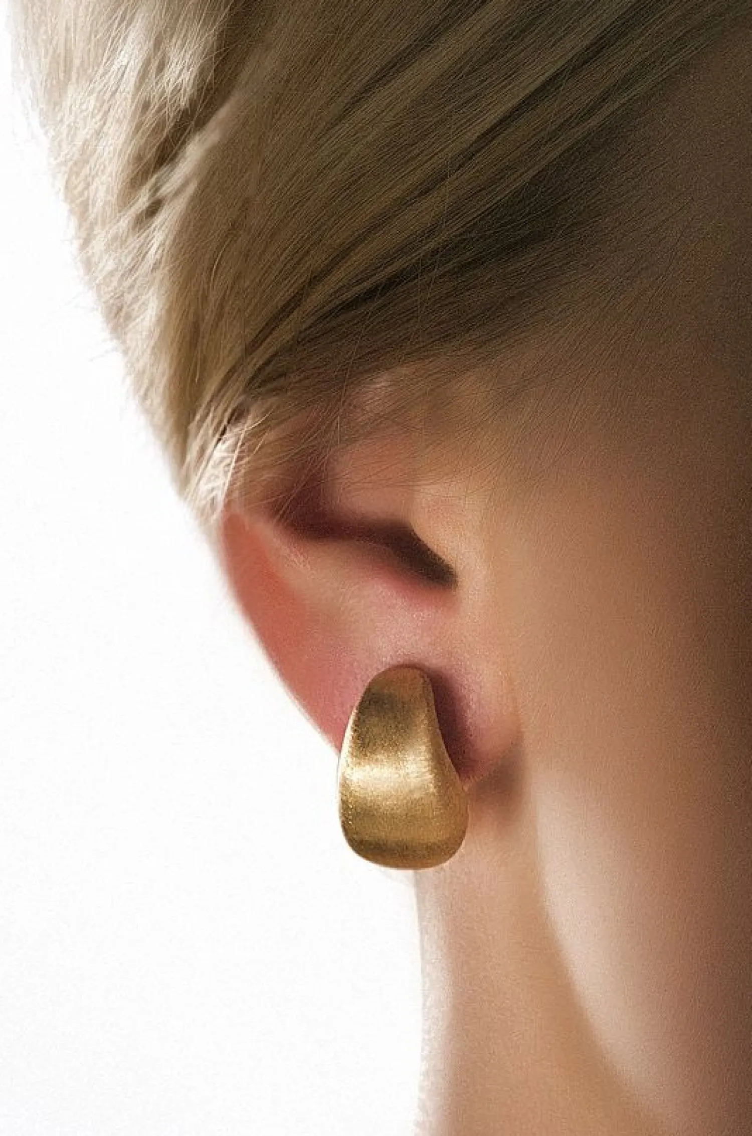 nanis_cachemire_oorknoppe_4.webp Best Cachemire oorknoppen met Briljant OS9-569 Diamanten En Parels | Oorsieraden