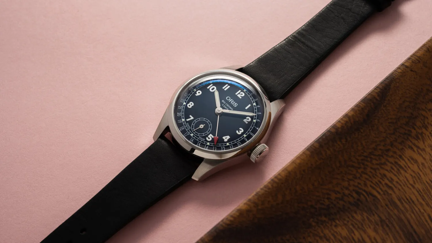 oris_big_crown_pointer_da_3.webp New Big Crown Pointer Date 01 403 7776 4065-07 5 19 11 Swiss Made Horloges