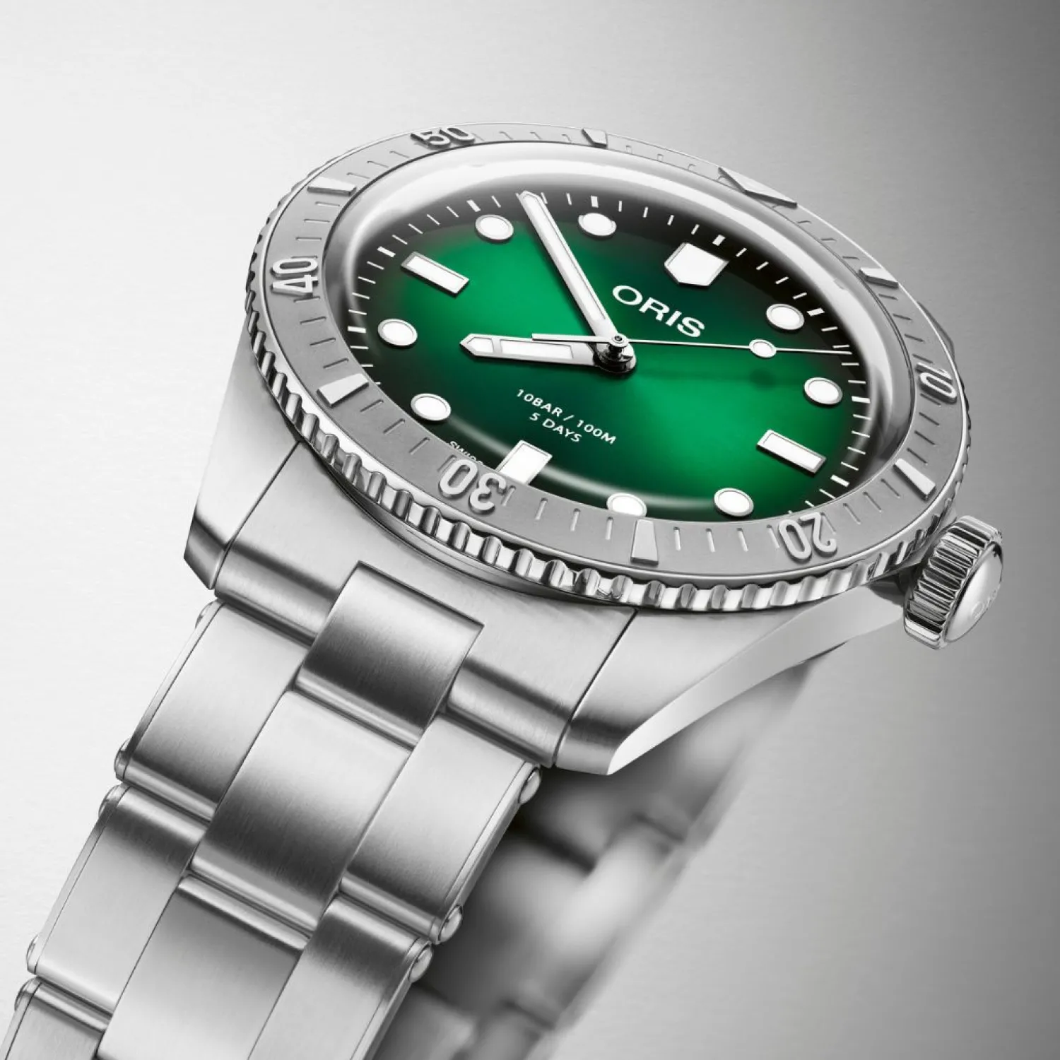 oris_divers_sixtyfive_cal_2.webp Best Divers Sixty-Five Calibre 400 01 400 7774 4057-07 8 19 18 Heren Heren Horloges | Duikhorloges