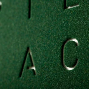 Sale Earth 45 - Green Velvet Qlocktwo