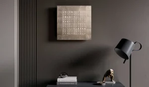 Online Earth 45 Universe Edition - Moon Gold Qlocktwo