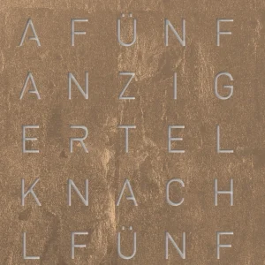 Online Earth 45 Universe Edition - Moon Gold Qlocktwo