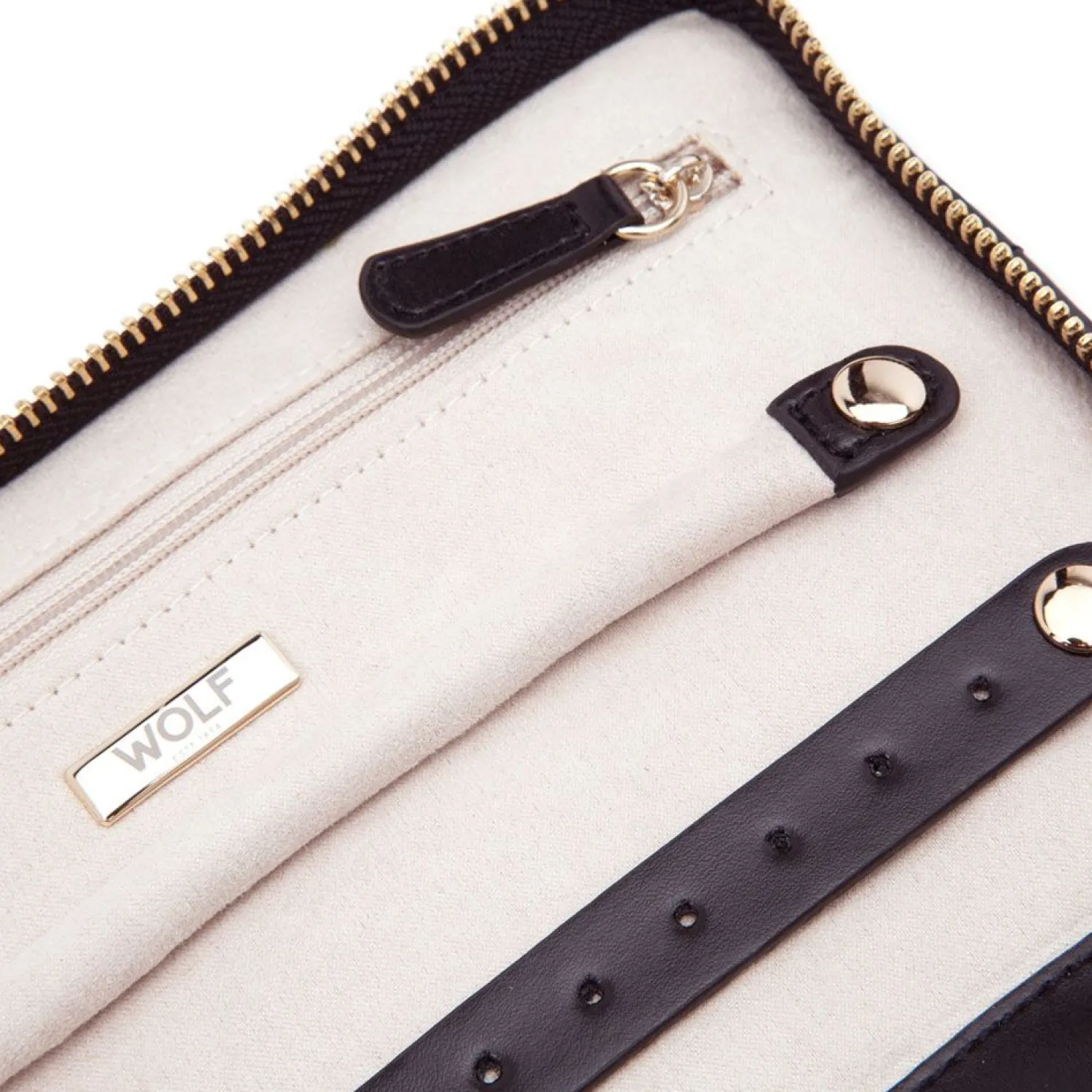 wolf_caroline_jewelry_por_3.webp Online Wolf Caroline Jewelry Portfolio 324871 Bijouboxen En Etuis